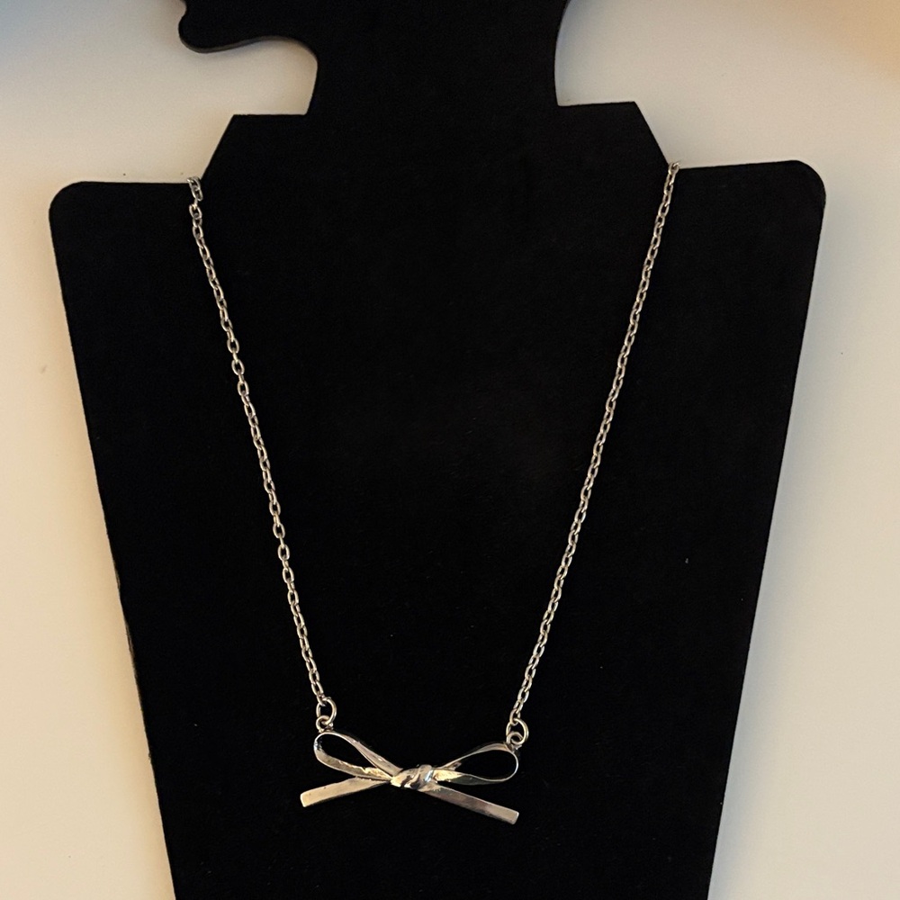 Silver Bow Necklace